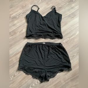 victoria’s secret sleepwear set